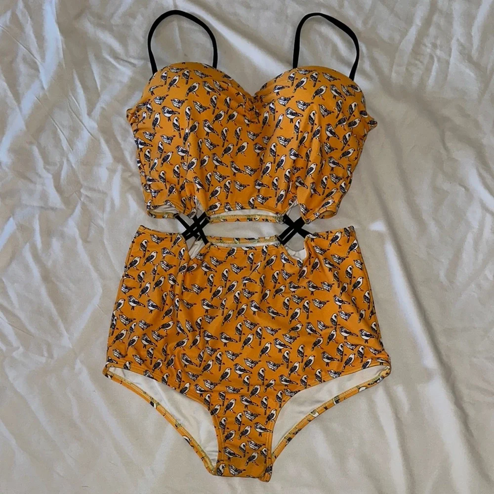Pines & Palms Swimwear *NWT* Women's Bird Print Yellow Swimsuit - Picture 3 of 13